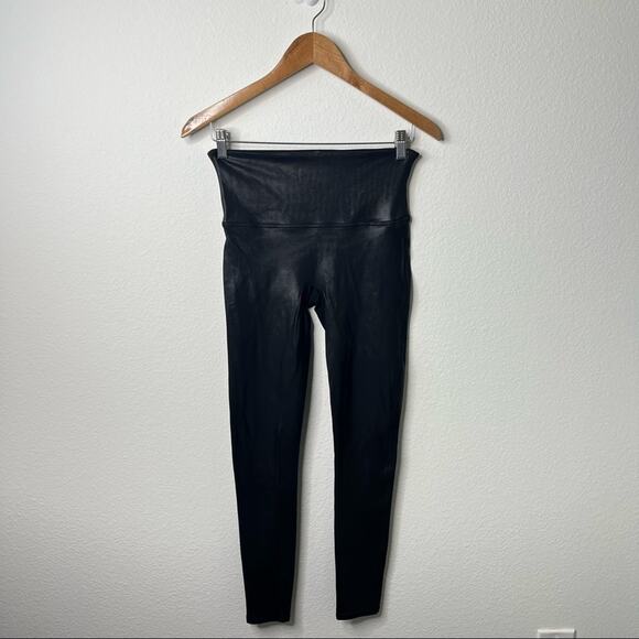 Spanx High Waisted Faux Leather Metallic Black Leggings Womens Size L - Picture 3 of 6
